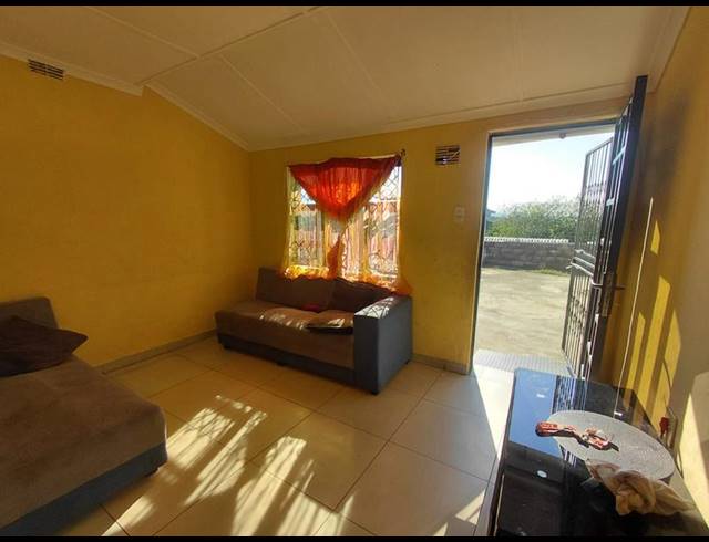 2 BEDROOM PROPERTY TO RENT IN UMLAZI C